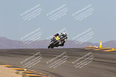 media/Oct-08-2023-CVMA (Sun) [[dbfe88ae3c]]/Race 3 Amateur Supersport Middleweight/